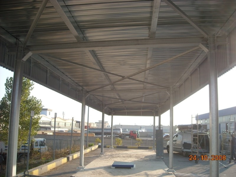 Metal Taccogna srl - Realizzazione capannoni e pensiline