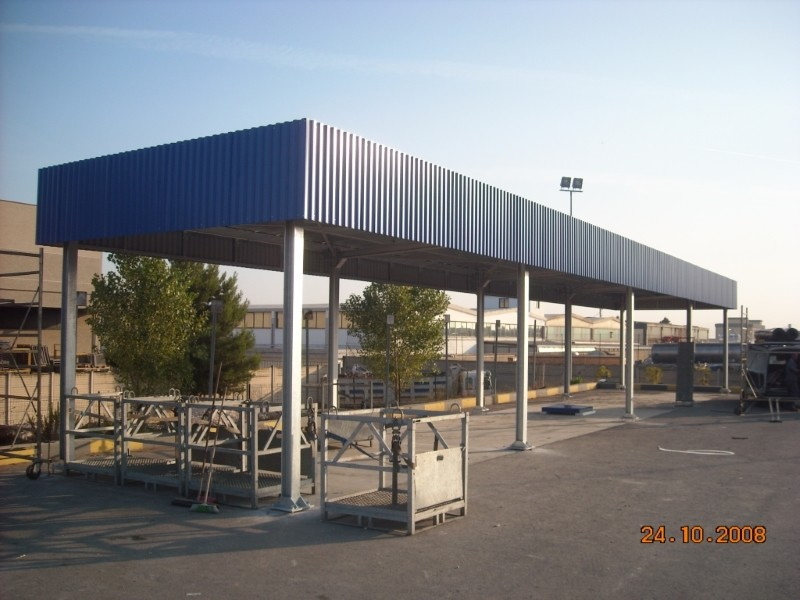 Metal Taccogna srl - Realizzazione capannoni e pensiline