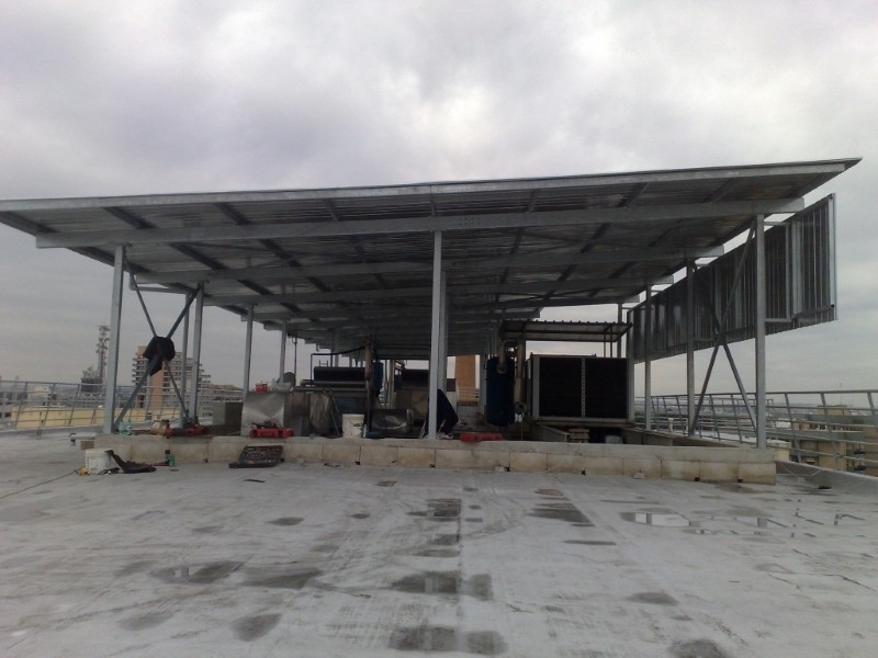 Metal Taccogna srl - Realizzazione capannoni e pensiline