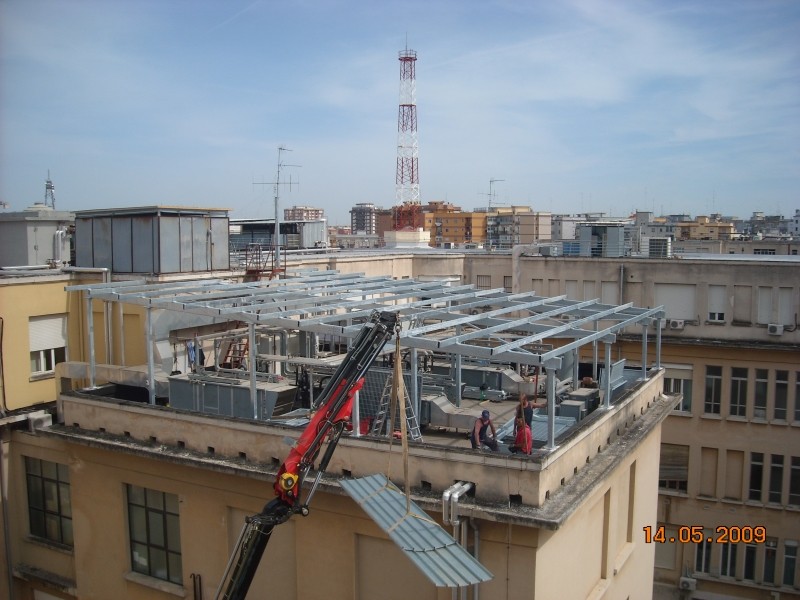 Metal Taccogna srl - Realizzazione capannoni e pensiline