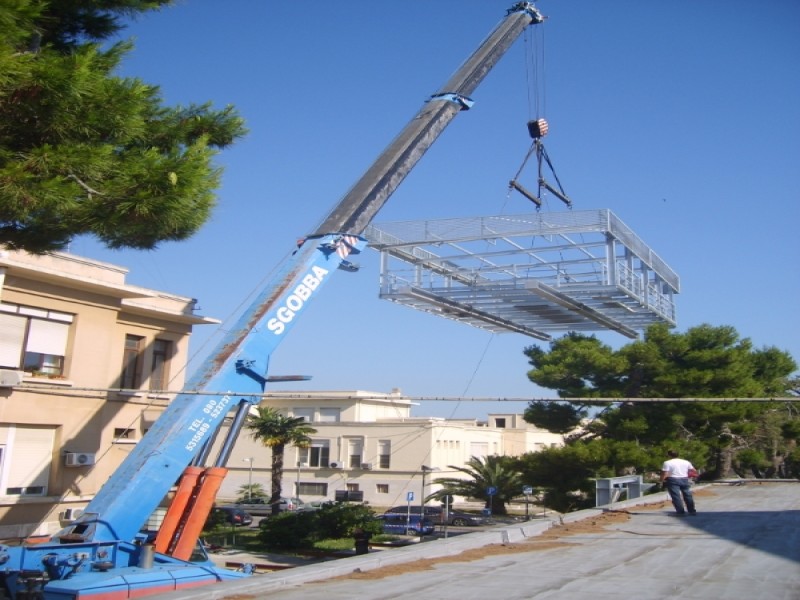 Metal Taccogna srl - Realizzazione capannoni e pensiline