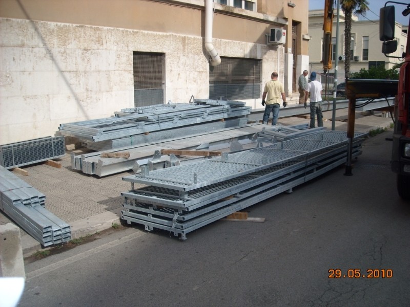 Metal Taccogna srl - Realizzazione capannoni e pensiline