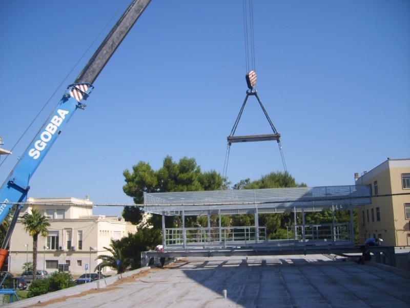 Metal Taccogna srl - Realizzazione capannoni e pensiline