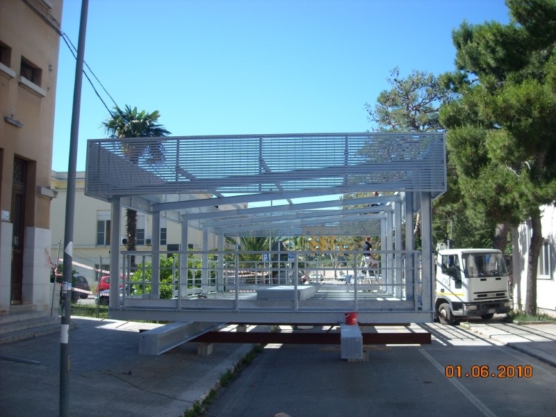 Metal Taccogna srl - Realizzazione capannoni e pensiline
