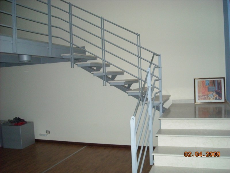 Metal Taccogna srl - Scale di arredamento