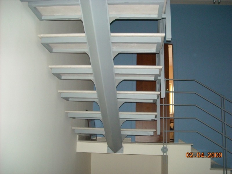 Metal Taccogna srl - Scale di arredamento