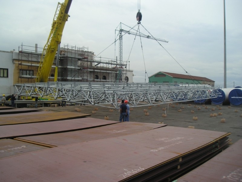 Metal Taccogna srl - Capannoni e pensiline