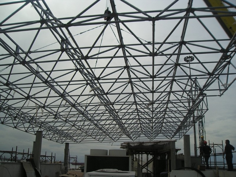Metal Taccogna srl - Capannoni e pensiline