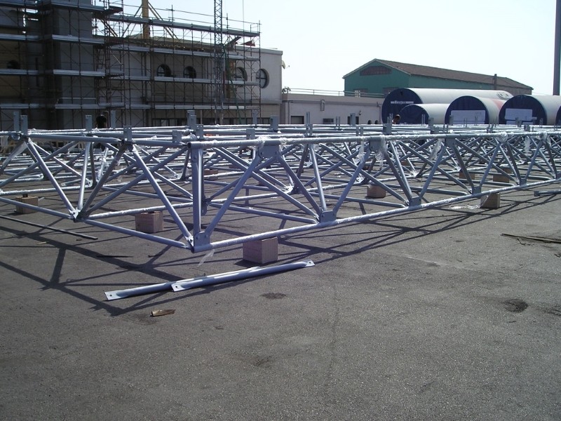 Metal Taccogna srl - Capannoni e pensiline